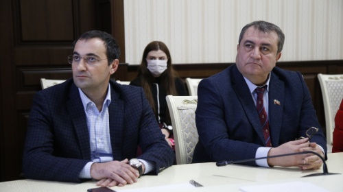 В Дербенте прошли публичные слушания по предварительному проекту благоустройства сквера на ул. Крупской