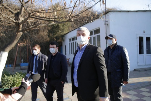 Хизри Абакаров осмотрел территорию, по которой пройдёт новый туристический маршрут по Дербенту