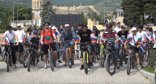В Дербенте состоялся массовый велопробег                                