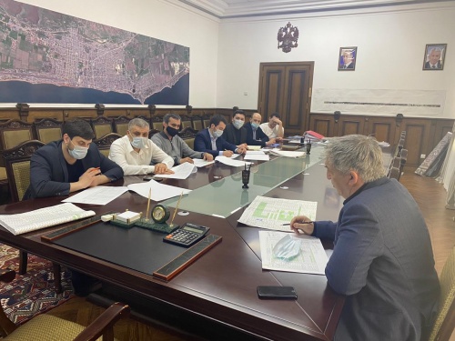 В Дербенте обсудили реализацию комплексной программы по территориальному развитию города