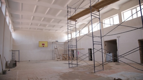 Глава Дербента Хизри Абакаров проинспектировал ход капитального ремонта школы №21