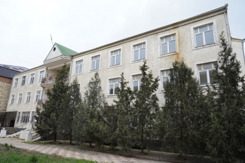  Хизри Абакаров осмотрел здание, переданное в оперативное управление администрации города Дагестанской таможней