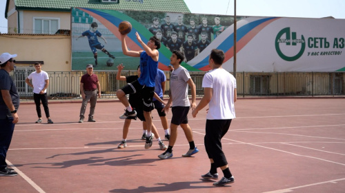 На стадионе "Нарын-кала" состоялись спортивные соревнования     